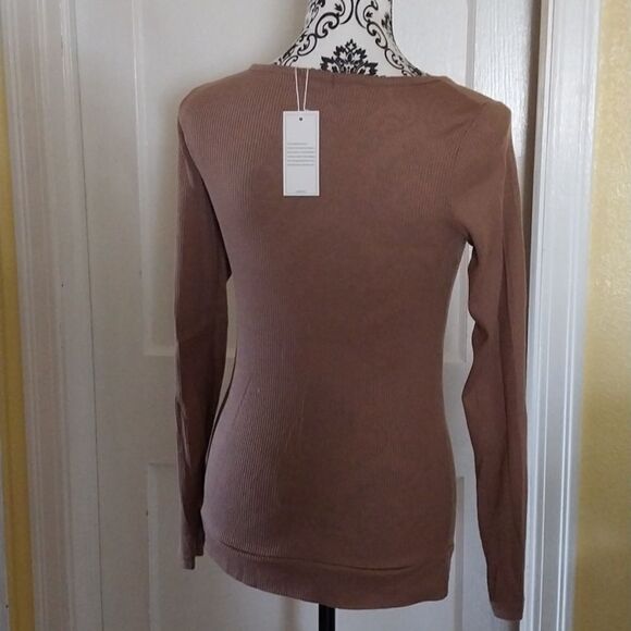 NWT MIMIGOGO  Brown  Long Sleeve Wrap Waffle  Knit TopButton       Size S - Picture 10 of 13